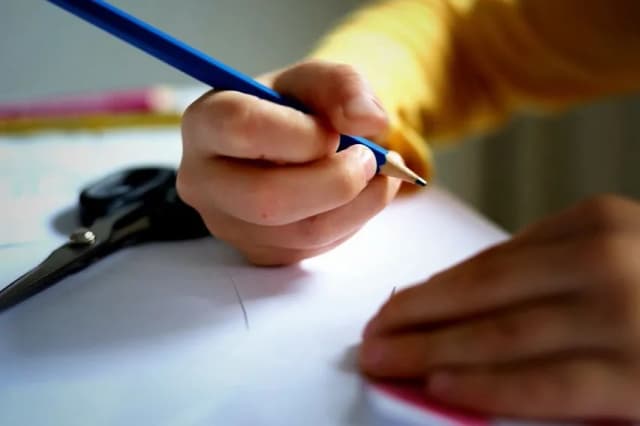Ile można zarobić na korepetycjach? Odkryj realne stawki i możliwości Ile można zarobić na korepetycjach? Odkryj realne stawki i możliwości