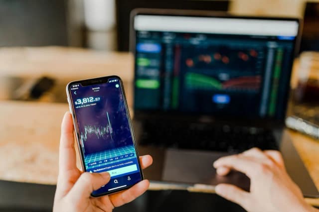 Ile można zarobić na tradingu? Fakty, które musisz znać Ile można zarobić na tradingu? Fakty, które musisz znać